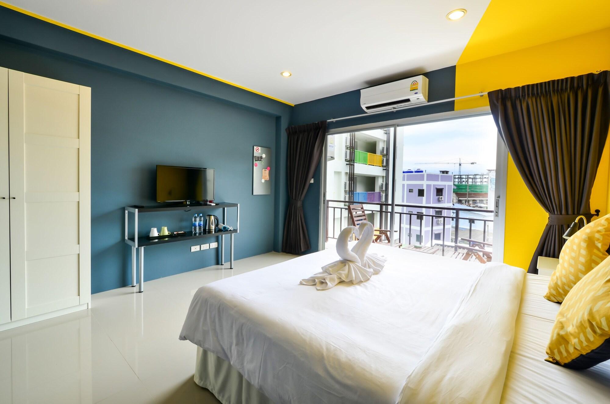 Two Color Patong Hotell Eksteriør bilde